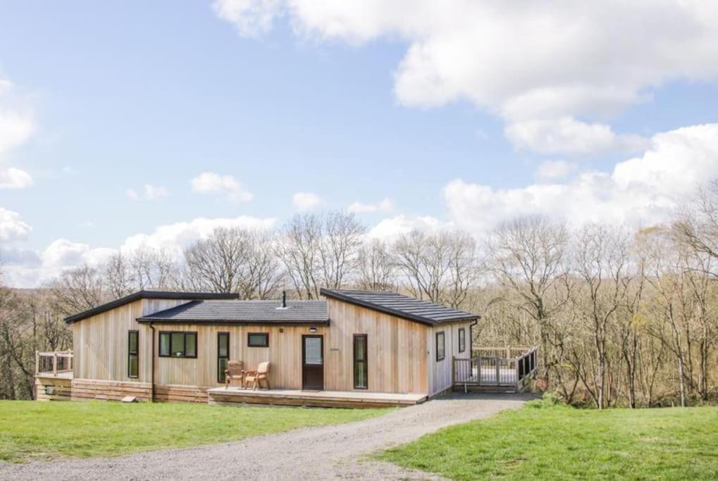 Fabulous Detached Lodge With Hot Tub Two Nights Minimum Stay Bridgnorth Exterior foto